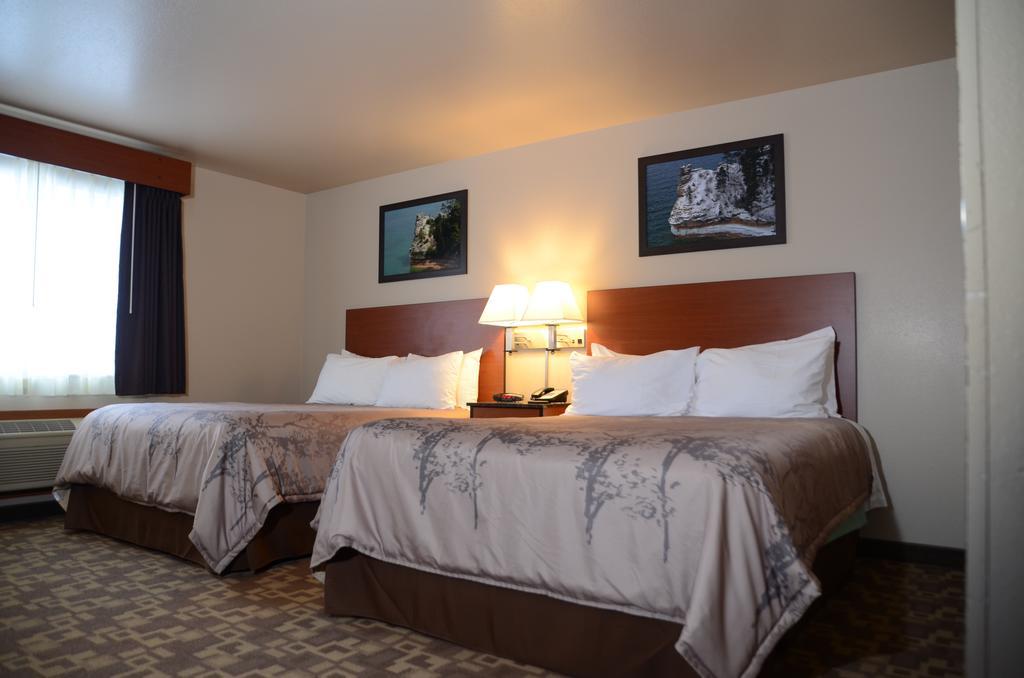 North Star Hotel Pictured Rocks Munising Bagian luar foto